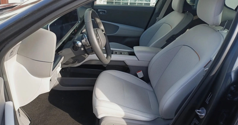 Hyundai IONIQ 6 cena 268900 przebieg: 4900, rok produkcji 2023 z Września małe 352